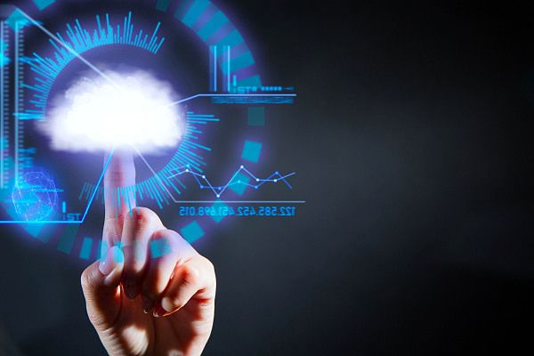 AWS还是Firebase？在移动应用后端应该使用哪个？